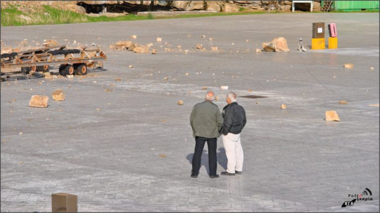 Απομάκρυνση σκαφών από τη Μαρίνα Αγίου Κηρύκου λόγω κατολίσθησης