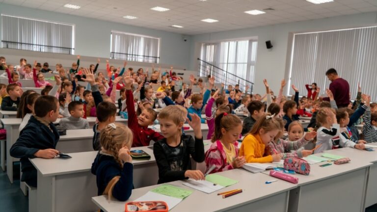 Η κοινωνικοποίηση των παιδιών και η σχέση που έχει το πλήθος των μαθητών μιας τάξης