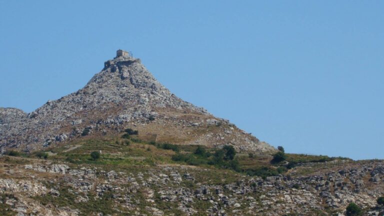 Πανηγύρι την Πέμπτη 8 Αυγούστου στα Κοσσοίκια με το μουσικό συγκρότημα των Ζευκαλήδων