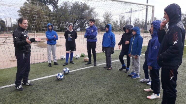 Ξεκινούν οι προπονήσεις στις ακαδημίες ποδοσφαίρου του Π.Α.Σ. Ίκαρος στον Άγιο Κήρυκο